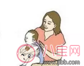 新生兒打嗝嚴重正常嗎 拍嗝的正確方法圖解 新生兒打嗝嚴重正常嗎 拍嗝的正確方法圖解