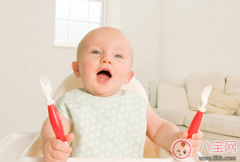 孩子乳牙發黃怎么辦 孩子乳牙日常護理 孩子乳牙發黃怎么辦 孩子乳牙日常護理