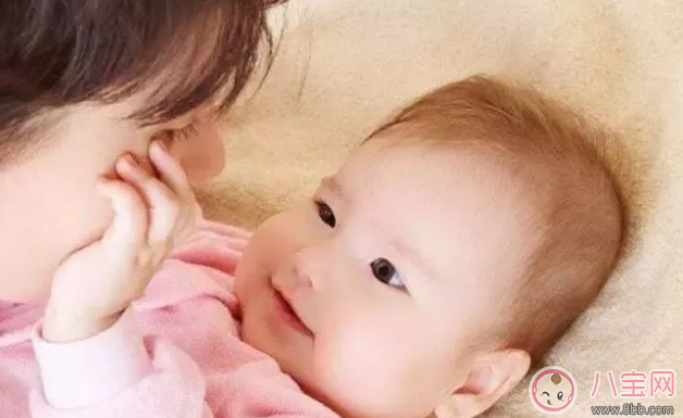 胸部微創(chuàng)了是不是不能母乳 做了乳腺纖維腺瘤手術(shù)能給寶寶母乳嗎