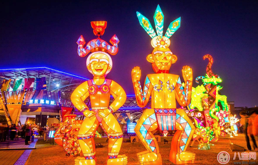 元宵節(jié)和家人看燈會(huì)的心情說說 和家人看燈會(huì)的句子說說朋友圈