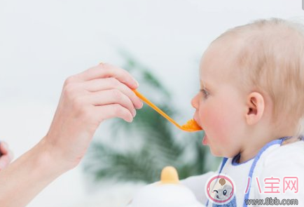 寶寶吃輔食過(guò)敏的癥狀 寶寶輔食過(guò)敏怎么辦 寶寶吃輔食過(guò)敏的癥狀 寶寶輔食過(guò)敏怎么辦