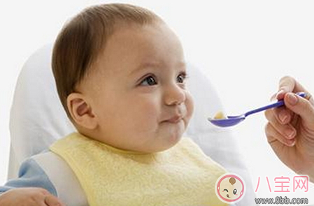 寶寶吃輔食過(guò)敏的癥狀 寶寶輔食過(guò)敏怎么辦 寶寶吃輔食過(guò)敏的癥狀 寶寶輔食過(guò)敏怎么辦