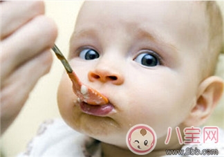 嬰兒什么時候添加輔食最好 寶寶輔食添加時間表 嬰兒什么時候添加輔食最好 寶寶輔食添加時間表