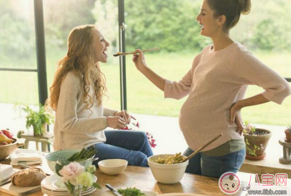 明星懷孕早餐中餐晚餐食譜 明星長(zhǎng)胎不長(zhǎng)肉是怎么吃的 明星懷孕早餐中餐晚餐食譜 明星長(zhǎng)胎不長(zhǎng)肉是怎么吃的