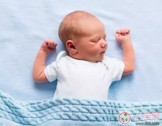 寶寶用定型枕頭會有危險嗎 定型枕能讓寶寶有好的頭型嗎 寶寶用定型枕頭會有危險嗎 定型枕能讓寶寶有好的頭型嗎