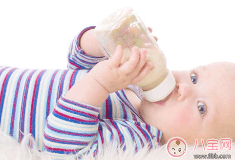 寶寶總是嗆食怎么辦 預(yù)防寶寶嗆食小妙招