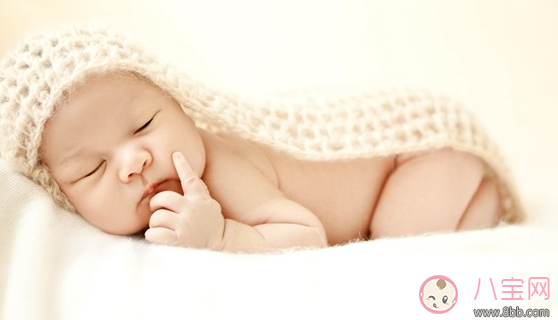新生兒哭鬧不睡覺怎么回事 新生兒愛哭怎么安撫 新生兒哭鬧不睡覺怎么回事 新生兒愛哭怎么安撫