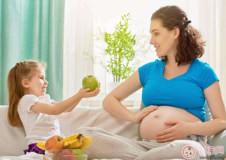 寶寶濕氣重怎么調理 濕氣重避免吃什么食物