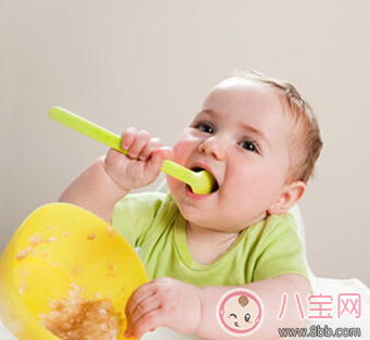 7個(gè)月的寶寶吃什么輔食好 七個(gè)月寶寶輔食食譜推薦 7個(gè)月的寶寶吃什么輔食好 七個(gè)月寶寶輔食食譜推薦