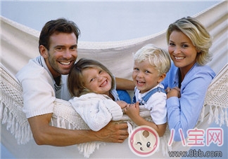 如何培養孩子關愛新生弟妹 怎么讓孩子接受新生弟妹