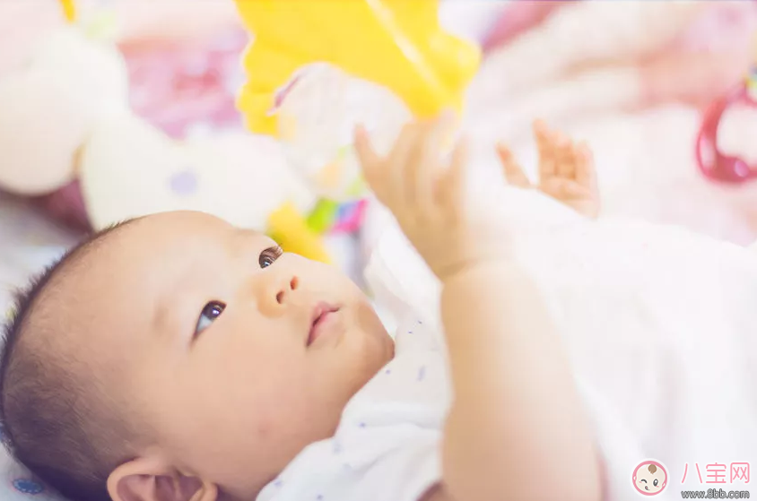 孩子注意力不集中形成的原因是什么  哪些行為會造成孩子注意力不集中