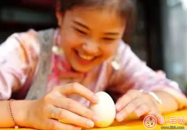 春分豎蛋雞蛋怎么挑 長什么樣的雞蛋最容易豎起來 春分豎蛋雞蛋怎么挑 長什么樣的雞蛋最容易豎起來