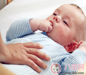 孩子肚子疼怎么按摩 小孩肚子痛按摩圖解