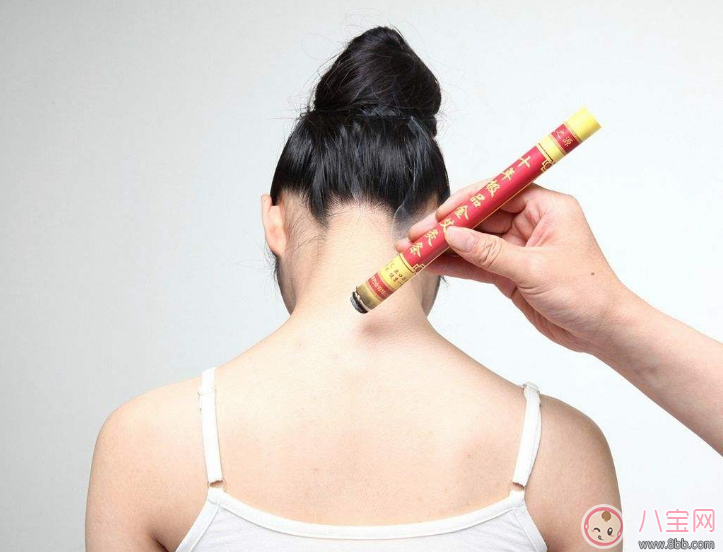 艾灸可以去月子里的寒氣嗎 產(chǎn)后多久可以艾灸 艾灸可以去月子里的寒氣嗎 產(chǎn)后多久可以艾灸