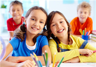 孩子寫作業(yè)磨蹭怎么辦 怎樣培養(yǎng)孩子的注意力