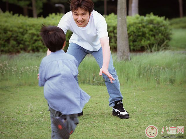 周末陪孩子玩的幸福感 周末陪孩子玩很幸福說說心情感概