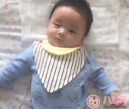 自己給寶寶理發(fā)說說 給兒子理發(fā)的說說朋友圈