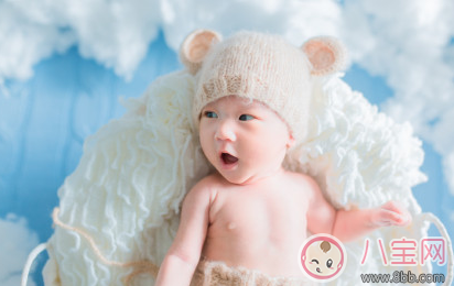 寶寶滿月照怎么發朋友圈 紀念寶寶滿月照說說文字 寶寶滿月照怎么發朋友圈 紀念寶寶滿月照說說文字