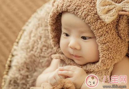 寶寶滿月照怎么發朋友圈 紀念寶寶滿月照說說文字 寶寶滿月照怎么發朋友圈 紀念寶寶滿月照說說文字