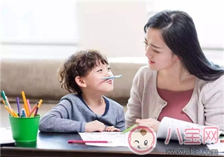 陪孩子寫作業(yè)說說快崩潰了的說說 陪孩子寫作業(yè)抓狂的心情短語 陪孩子寫作業(yè)說說快崩潰了的說說 陪孩子寫作業(yè)抓狂的心情短語