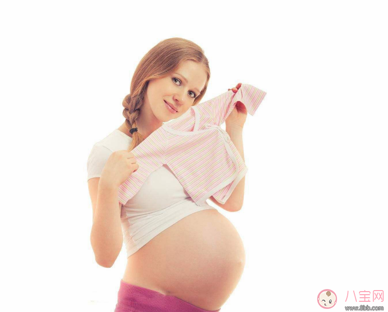 二胎媽媽在樓道里生娃怎么回事 孕晚期發生危機如何處理