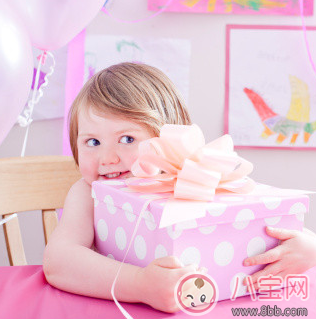 孩子虛榮心太強(qiáng)怎么辦 孩子虛榮心強(qiáng)怎么教育