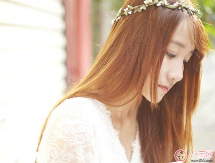 女人脫發(fā)的原因是什么 春天怎樣有效預(yù)防脫發(fā) 女人脫發(fā)的原因是什么 春天怎樣有效預(yù)防脫發(fā)