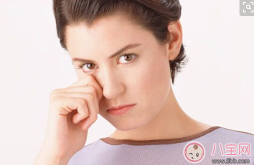 孕婦眼睛干澀怎么回事 懷孕眼睛干澀能用眼藥水嗎 孕婦眼睛干澀怎么回事 懷孕眼睛干澀能用眼藥水嗎