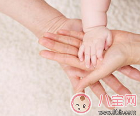 沒滿月的寶寶可以剪指甲嗎 新生兒多大可以剪指甲 沒滿月的寶寶可以剪指甲嗎 新生兒多大可以剪指甲