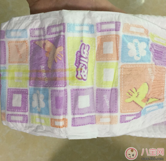 安兒樂和幫寶適哪個好 安兒樂紙尿褲和幫寶適對比測評 安兒樂和幫寶適哪個好 安兒樂紙尿褲和幫寶適對比測評