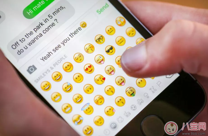 孩子在網上虛假聊天怎么辦 小孩和陌生人網上聊天怎么教育