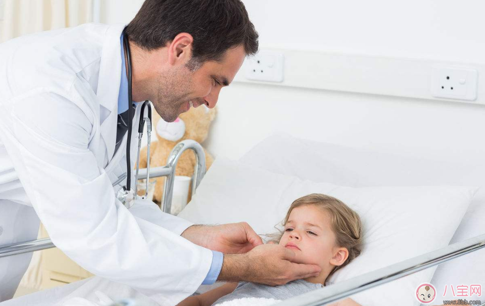 如何區分小兒扁桃體發炎是細菌性還是病毒性 孩子喉嚨痛是病毒感染還是細菌感染