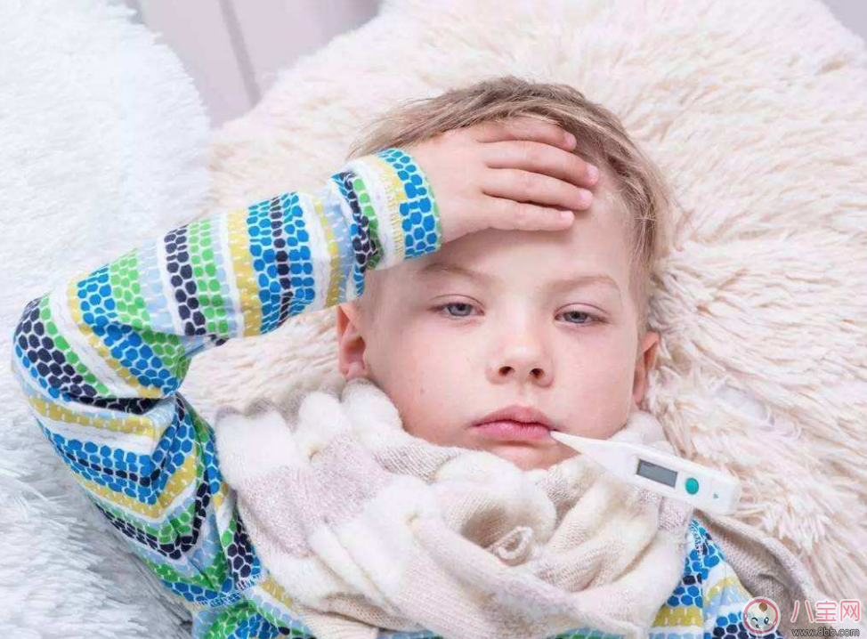 夜里寶寶發(fā)燒了好心疼的心情說(shuō)說(shuō) 晚上寶寶發(fā)燒難受的心情