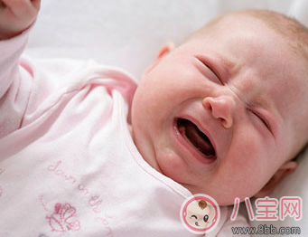 3個月寶寶大哭不止怎么回事 寶寶哭鬧不止當心腸絞痛