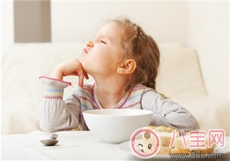 寶寶積食腹脹怎么辦 寶寶積食腹脹推拿手法詳解 寶寶積食腹脹怎么辦 寶寶積食腹脹推拿手法詳解