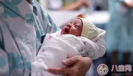 為什么遼寧生育率最低 遼寧生育率與經(jīng)濟發(fā)展有哪些關(guān)系