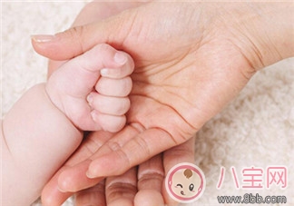 媽媽上夜班想孩子的心情感慨 上夜班不能陪孩子的感受體會(huì)