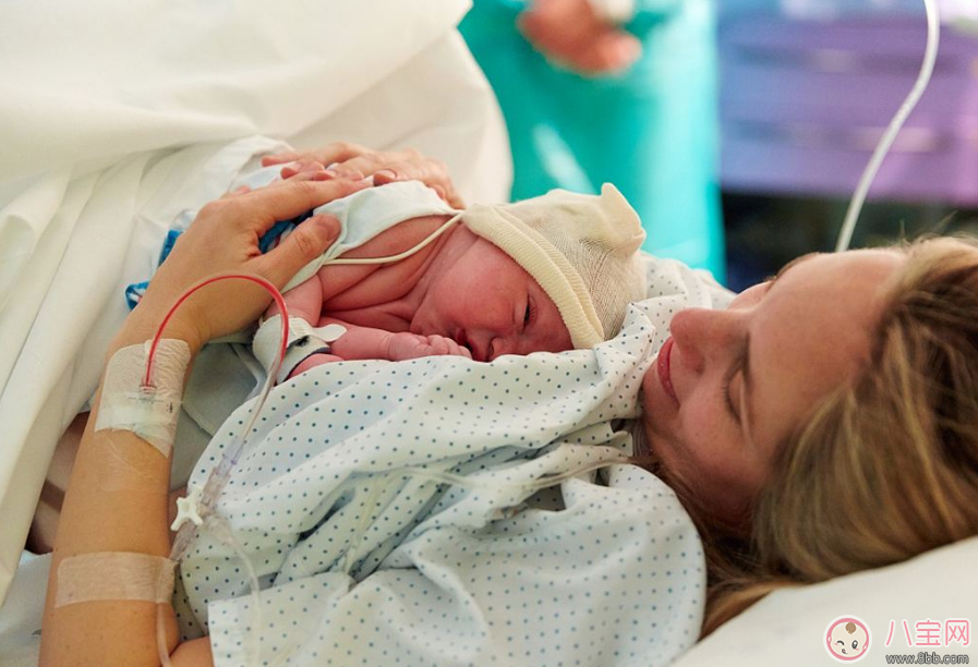 怎么照顧女人坐月子 產后寶媽會有哪些問題
