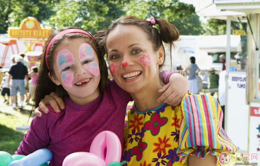 帶孩子去游樂園玩的心情句子 和孩子去游樂場玩開心的說說心情