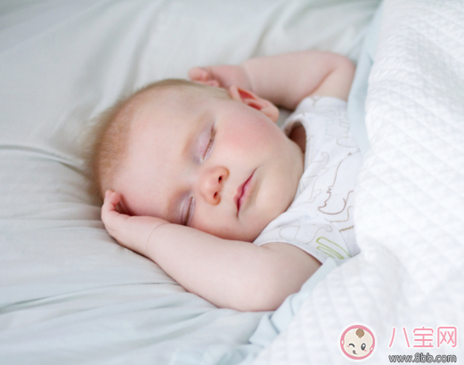 寶寶睡覺不踏實(shí)總是醒怎么辦 一歲寶寶睡覺不踏實(shí)怎么回事