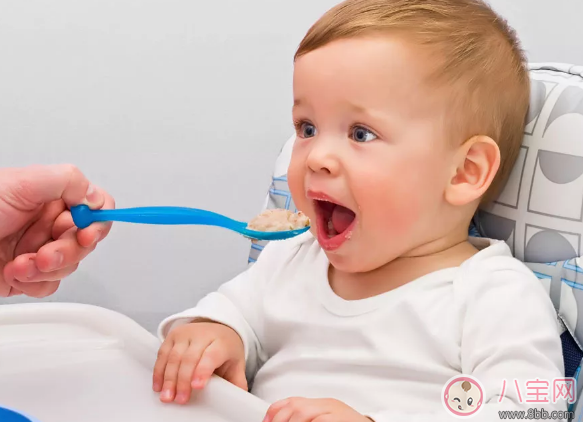 寶寶指甲粗糙是缺什么維生素 寶寶指甲粗糙吃哪些食物好 寶寶指甲粗糙是缺什么維生素 寶寶指甲粗糙吃哪些食物好