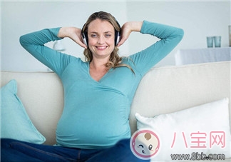 懷孕期間能不能K歌 孕期唱歌好不好 懷孕期間能不能K歌 孕期唱歌好不好