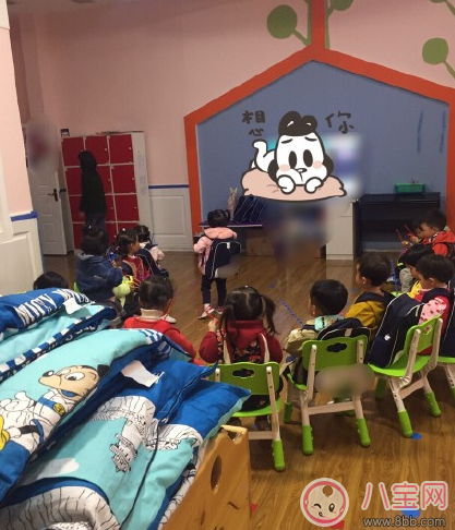 等待孩子放學時的心情說說 放學接孩子回家的說說感悟 等待孩子放學時的心情說說 放學接孩子回家的說說感悟