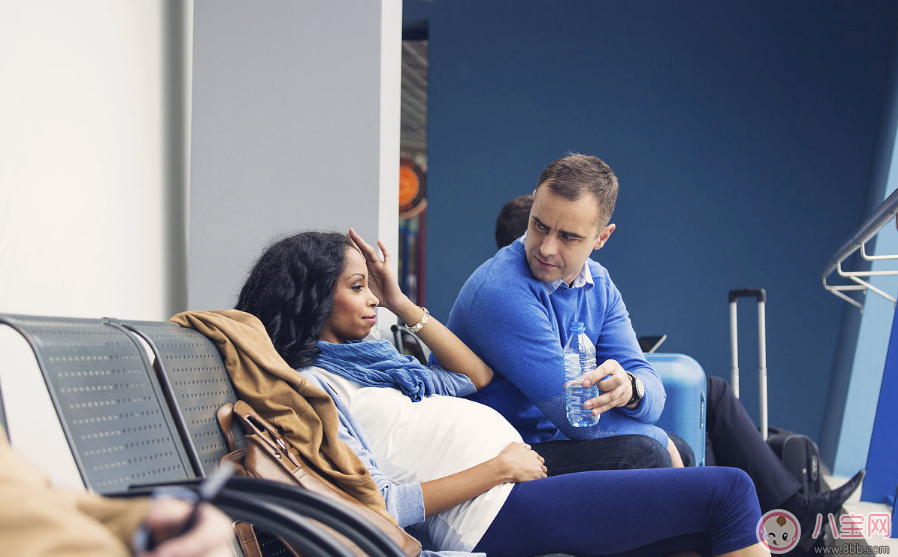 孕早期惡心怎么回事 孕期惡心什么時候應該就醫