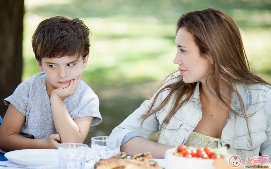 家長(zhǎng)打孩子對(duì)嗎 孩子不聽(tīng)話(huà)時(shí)要不要打打罵