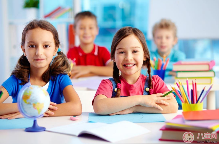 孩子上課的時候喜歡說話怎么辦 怎么理解孩子上課說話的行為