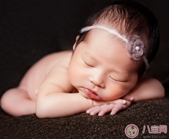 寶寶幾天不大便正常嗎 怎樣判斷是攢肚子還是便秘