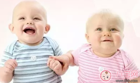 寶寶發育遲緩有哪些癥狀 寶寶出生后發育遲緩該怎么辦