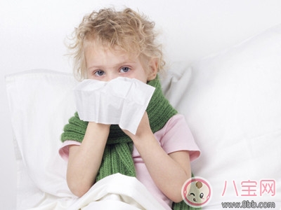 孩子發(fā)燒吃什么食物好 適合發(fā)燒孩子吃的食譜