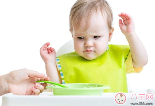 孩子發(fā)燒吃什么食物好 適合發(fā)燒孩子吃的食譜